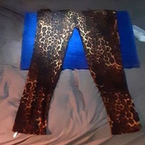 Iman global leopard print leggings